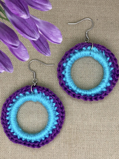 Bohemian woven hoop earrings in beige and soft green – handmade