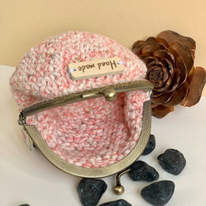 Vintage coin purse - click closure