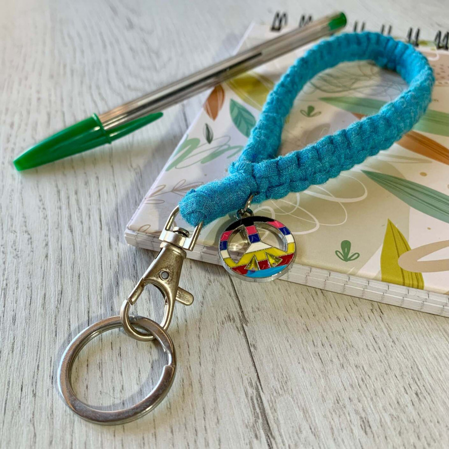 Keyring wristlet - PEACE AND LOVE Keyring wristlet - PEACE AND LOVE