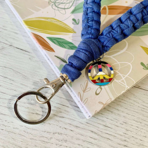 Keyring wristlet - PEACE AND LOVE