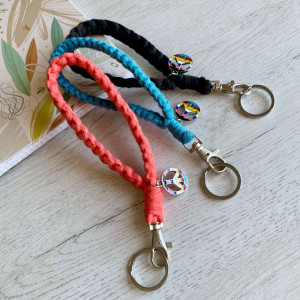 Keyring wristlet - PEACE AND LOVE