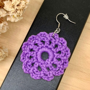 Daisy earrings - various colors available