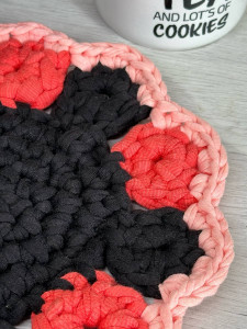 Flower trivet