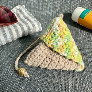 Pyramid coin pouch - Triangle coin purse