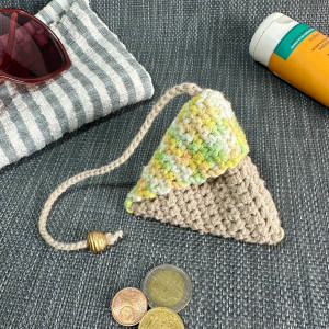 Pyramid coin pouch - Triangle coin purse