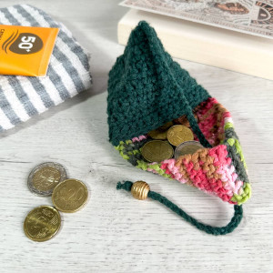 Pyramid coin pouch - Triangle coin purse