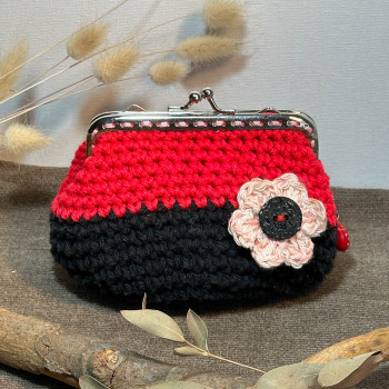 Large coin purse - red and black