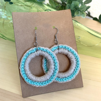 Boucles d’oreilles cercle coloré –  légères - pour femme