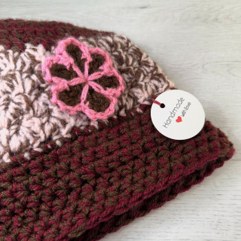 Burgundy beanie for women - Crochet flower