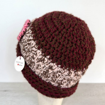 Bonnet bordeaux pour femme - Fleur au crochet