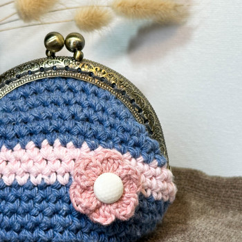 Porte-monnaie vintage avec fleur - fermoir clic clac