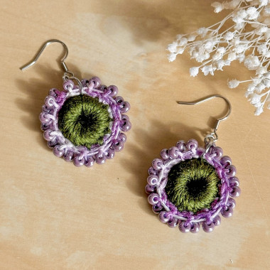 Dew Flower Earrings – handmade crochet, glass beads, luminous bohemian jewelry
