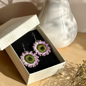 Dew Flower Earrings – handmade crochet, glass beads, luminous bohemian jewelry