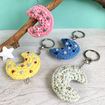 MOON keyring