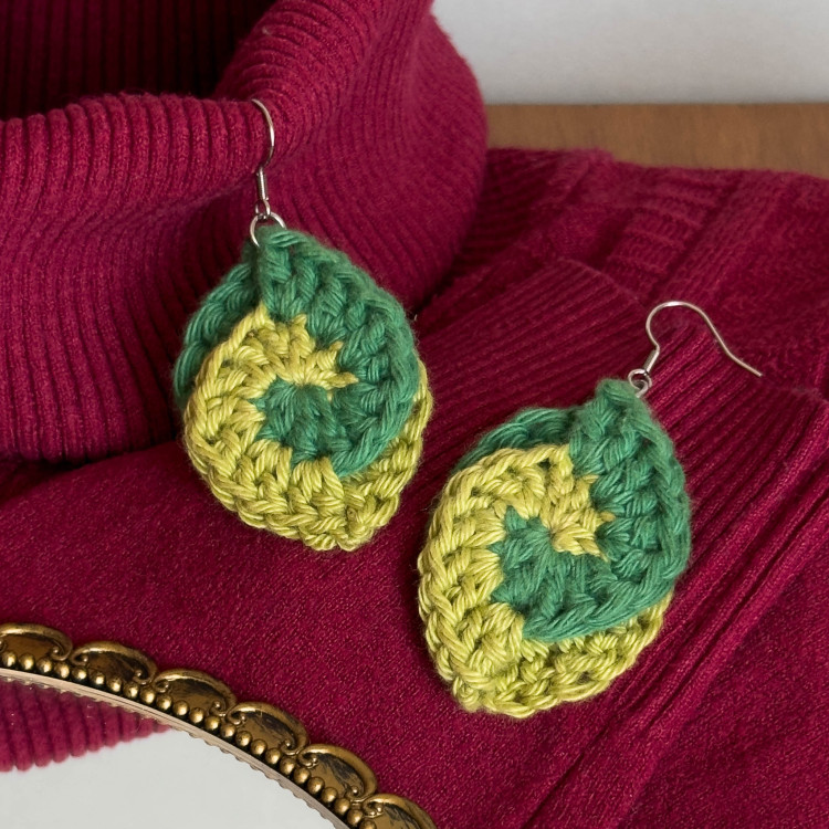 Boucles d’oreille bicolore - Feuille en spirale - crochets en acier inoxydable
