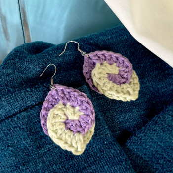Boucles d’oreille bicolore - Feuille en spirale - crochets en acier inoxydable